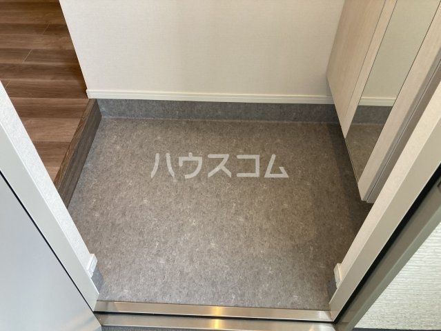 メゾン・ゲンの玄関写真