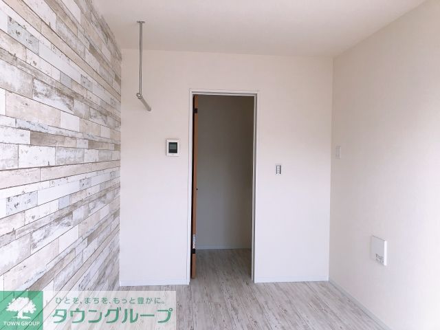 セキュリティ　モニター付きインターホン