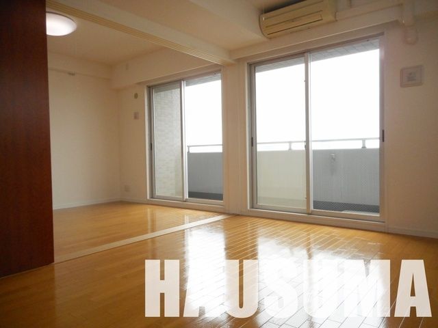 居室・リビング　※同タイプ別部屋※