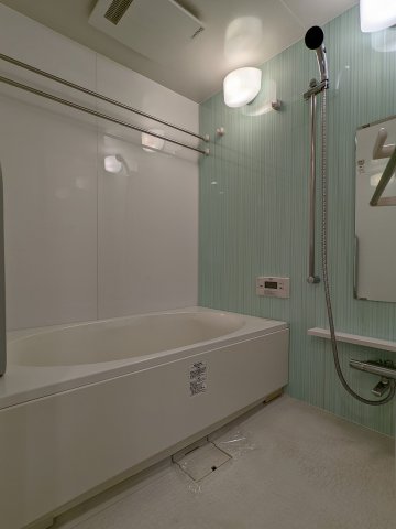 バス・シャワールーム　別部屋参考写真
