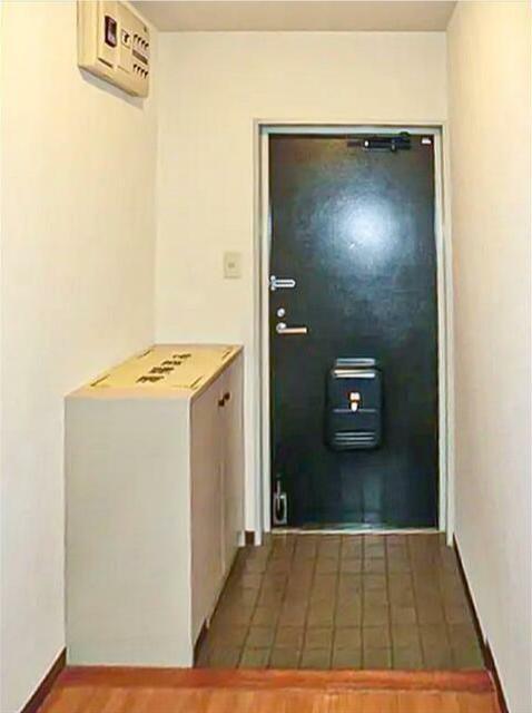 玄関　同タイプ参考写真