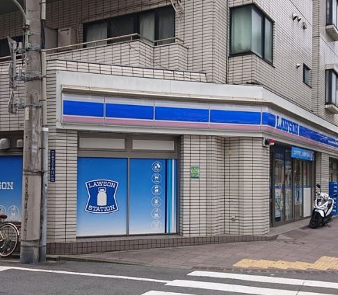 コンビニ　ローソン大森北八幡通店（コンビニ）まで258m
