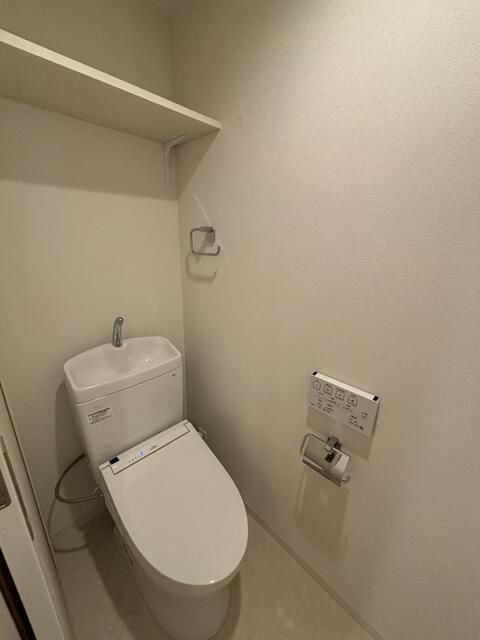トイレ　ゆったりとした空間のトイレです