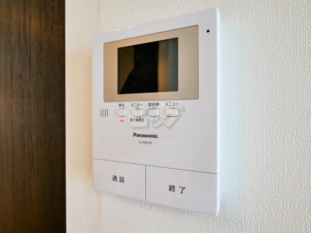 セキュリティ　来客の顔が見えて安心！TVモニターホン付きです♪