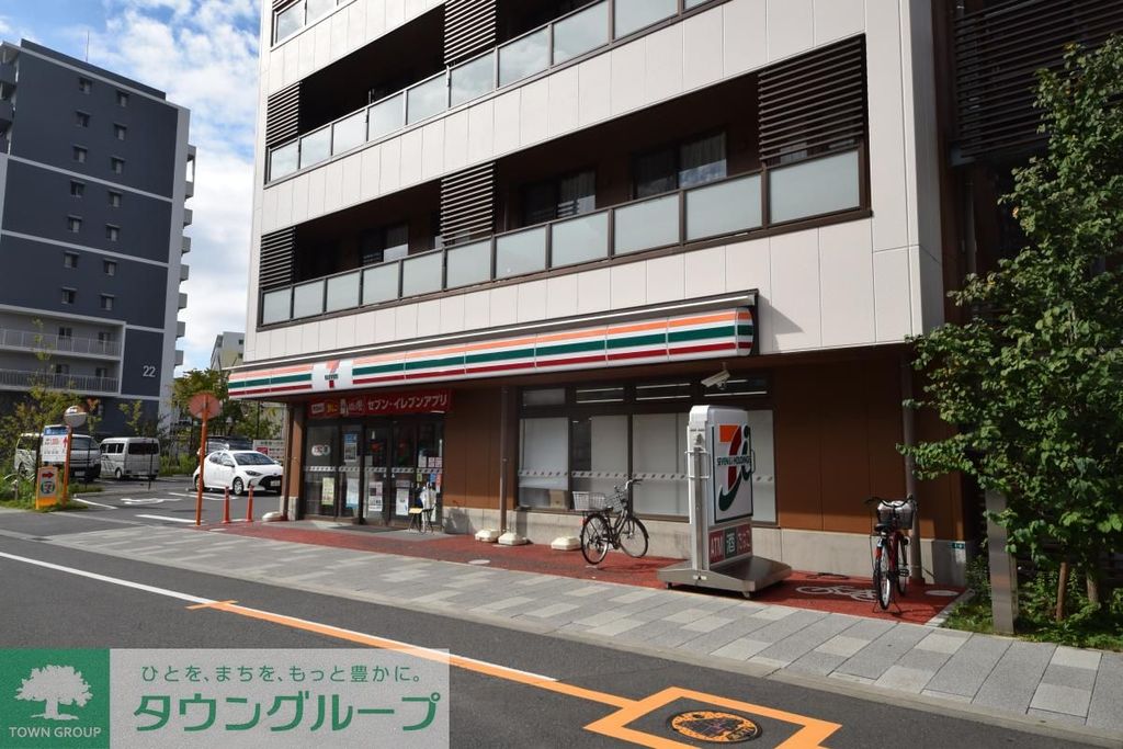 コンビニ　セブンイレブン草加松原団地店（コンビニ）まで880m