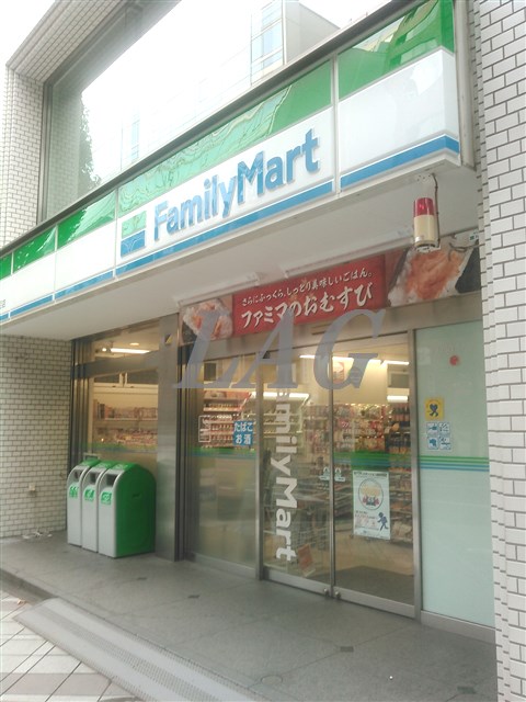 コンビニ　ファミリーマート　日本橋堀留町1丁目店（コンビニ）まで81m