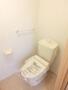 トイレ　清潔感のあるトイレです