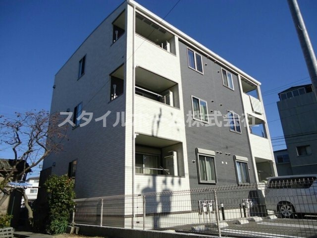 建物外観　外観は落ち着いています