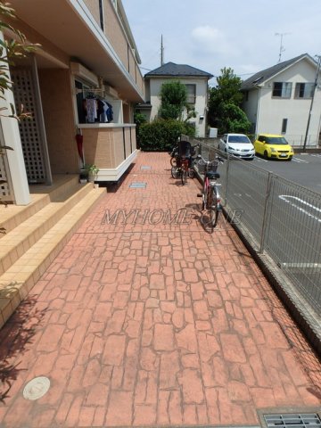 エントランス　エントランス