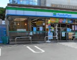コンビニ　ファミリーマート 獅子ヶ谷二丁目店（コンビニ）まで450m