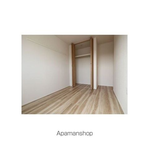 ハイテラス千里山の居間写真