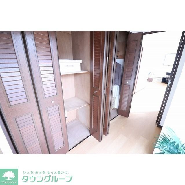 収納　同タイプ別部屋（モデル家具設置時）の写真です