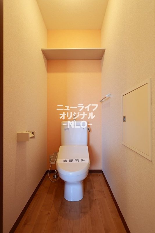 トイレ　洗浄力と快適さを兼ね備えた温水洗浄便座付き☆