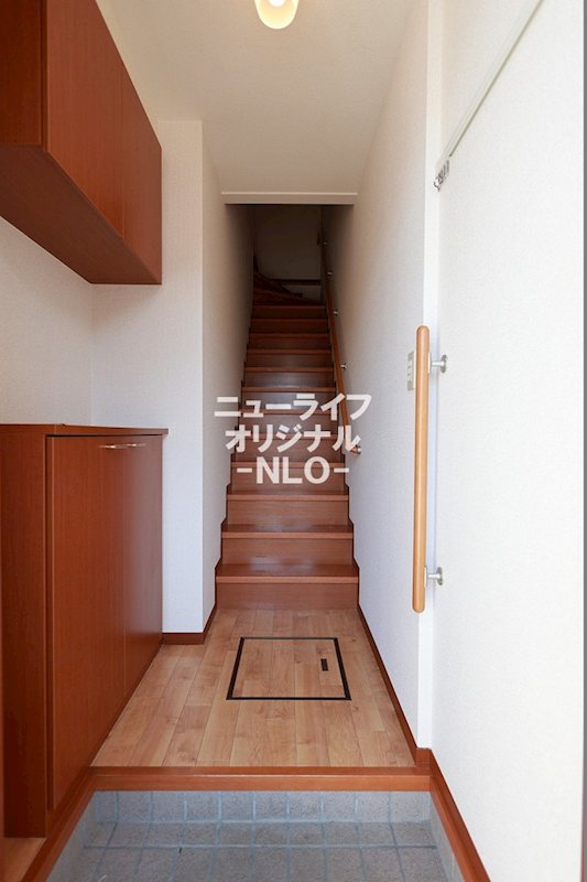 玄関　シューズボックス付なので玄関周りがスッキリとします☆