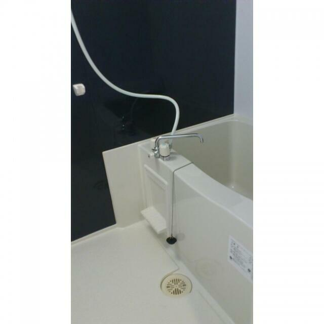 バス・シャワールーム　お風呂です