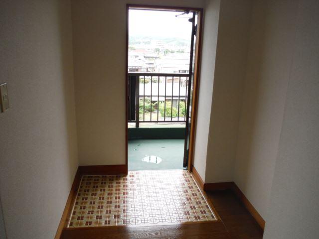 Gracery仲沖の玄関写真