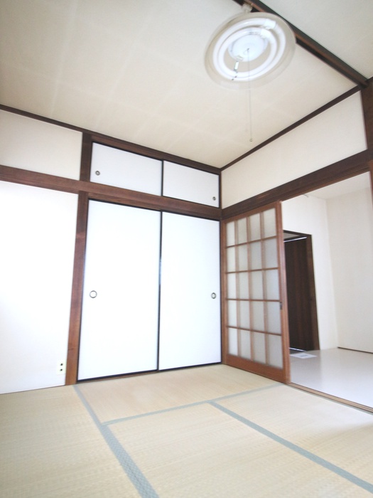 中沢荘の居間写真