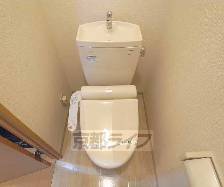 アムール吉田中大路のトイレ写真