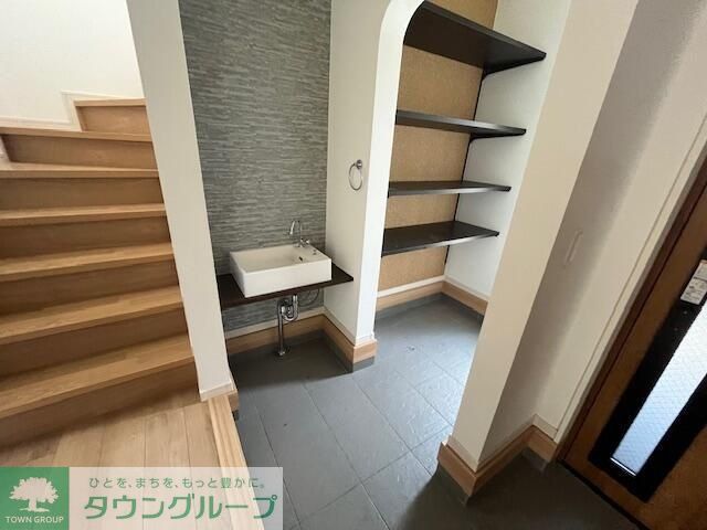 貸戸建住宅 定期借家 茅ヶ崎市茅ヶ崎の玄関写真