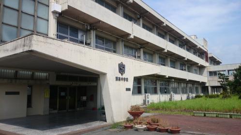中学校　瀬高中学校（中学校）まで960m