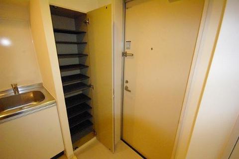カユーハ大宮の玄関写真