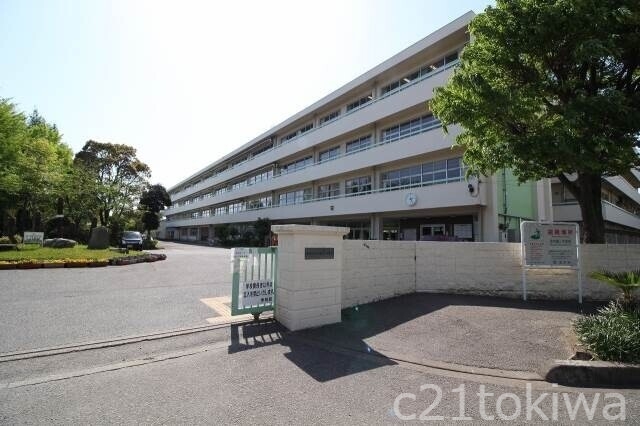 中学校　志木市立志木第二中学校（中学校）まで1063m
