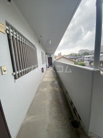 YSビルの外観写真