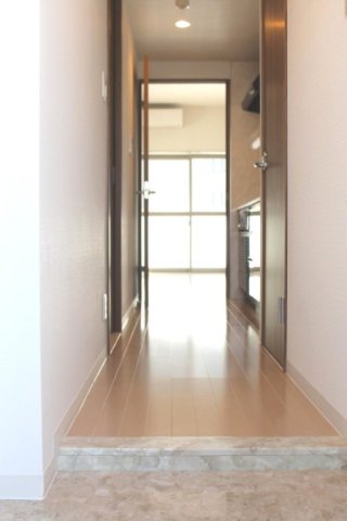玄関　別部屋参考写真