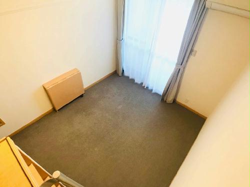 居室・リビング　カーペットのお部屋です
