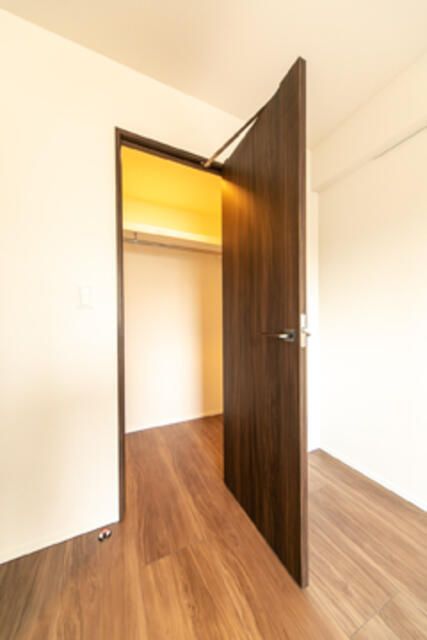 収納　写真は同タイプ住居です。