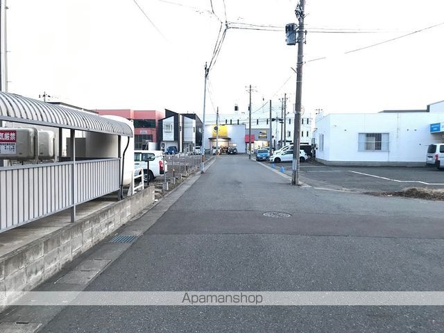 その他　前面道路（その他）まで0m