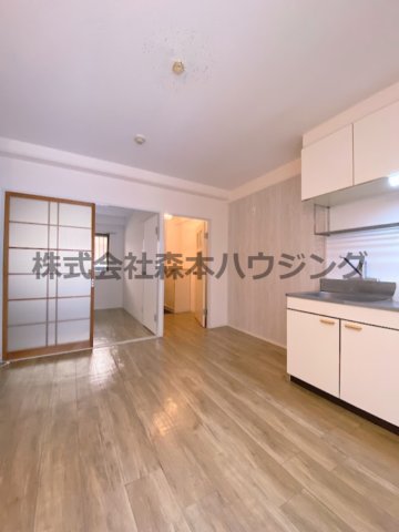 GM藤田町WESTの居間写真