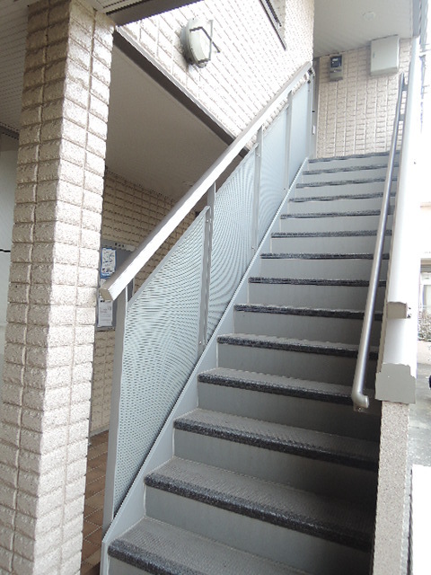 その他　共用階段