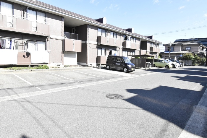 駐車場　駐車場