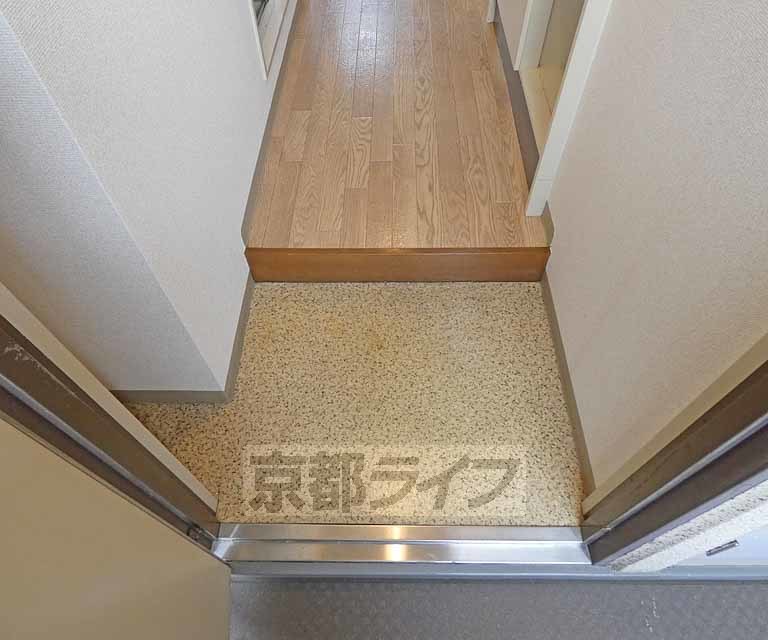 玄関　収納スペースもあります。