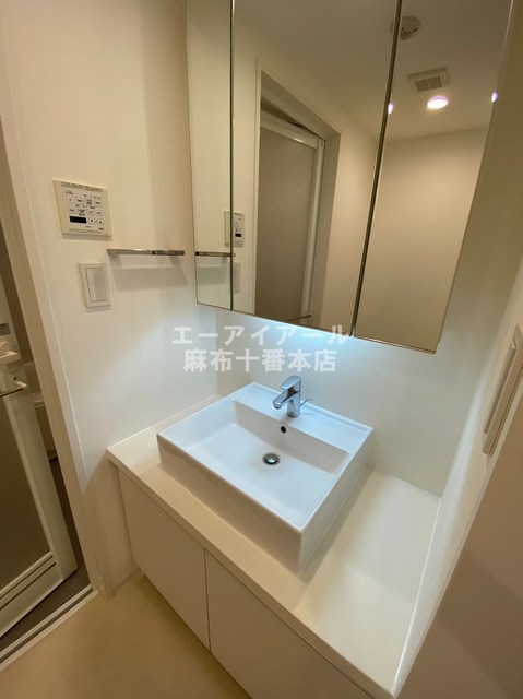 洗面設備　参考写真
