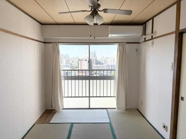 眺望　眺望が良いので駅が良く見えます。