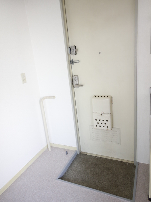 SKハイツの玄関写真