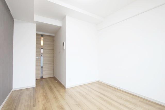 居室・リビング　開放感のあるゆったりとしたお部屋です♪