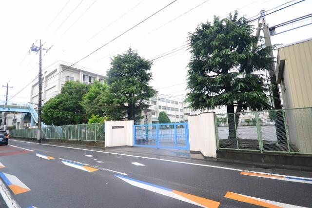 小学校　高畑小学校（小学校）まで611m