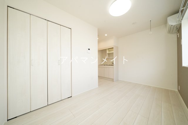 その他部屋・スペース　使い勝手のいい寝室です