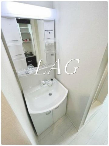 洗面設備　洗面台です。
