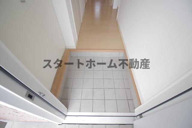 玄関　シンプルで使いやすい玄関です