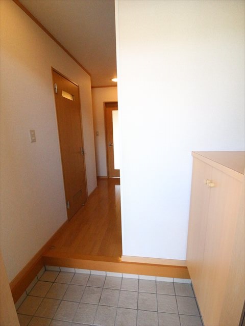 玄関　玄関・下駄箱あり