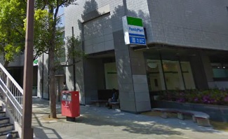 コンビニ　ファミリーマート長崎宝町店（コンビニ）まで166m