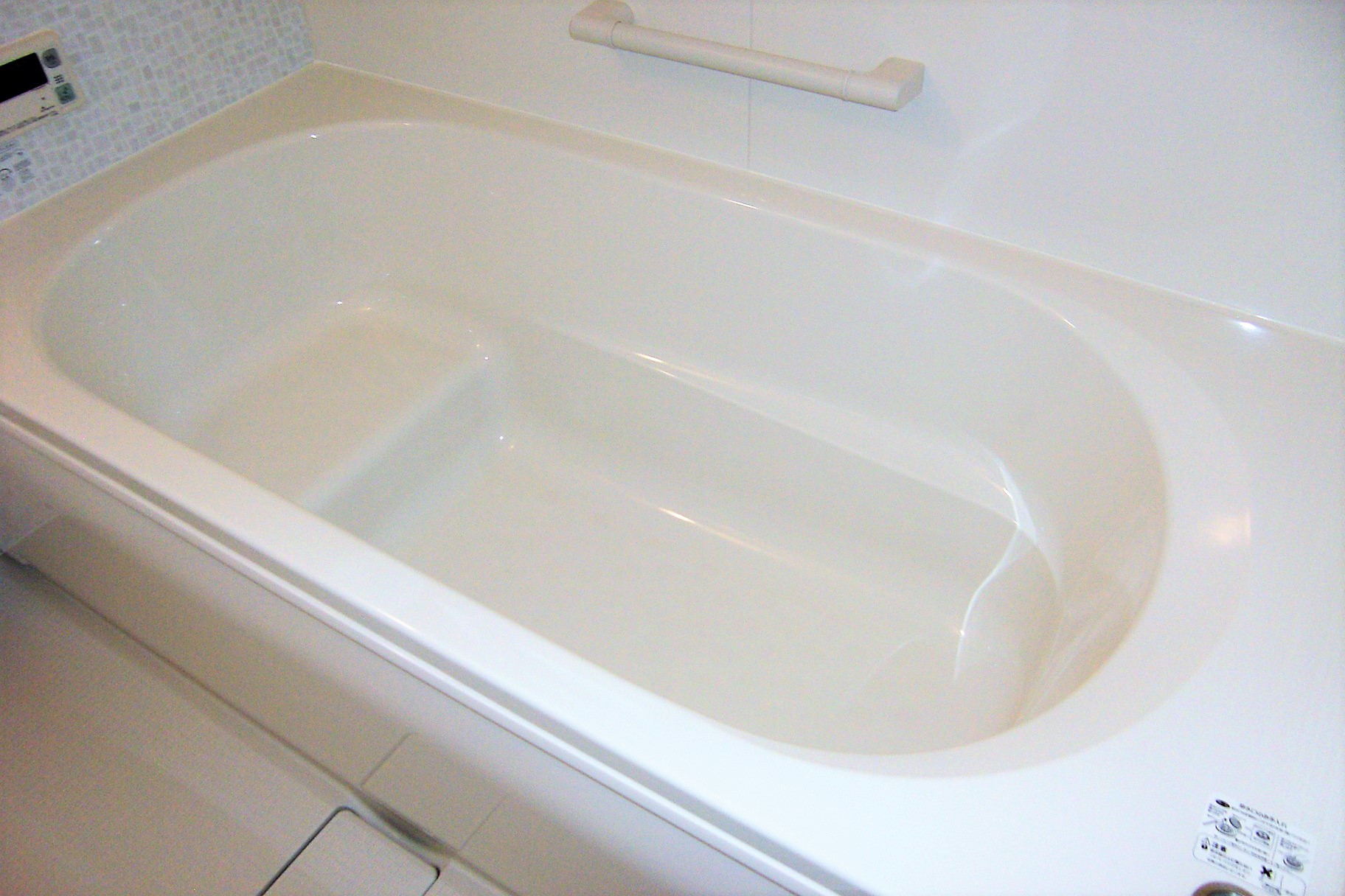 バス・シャワールーム　足も伸ばせるゆったい一坪風呂です！