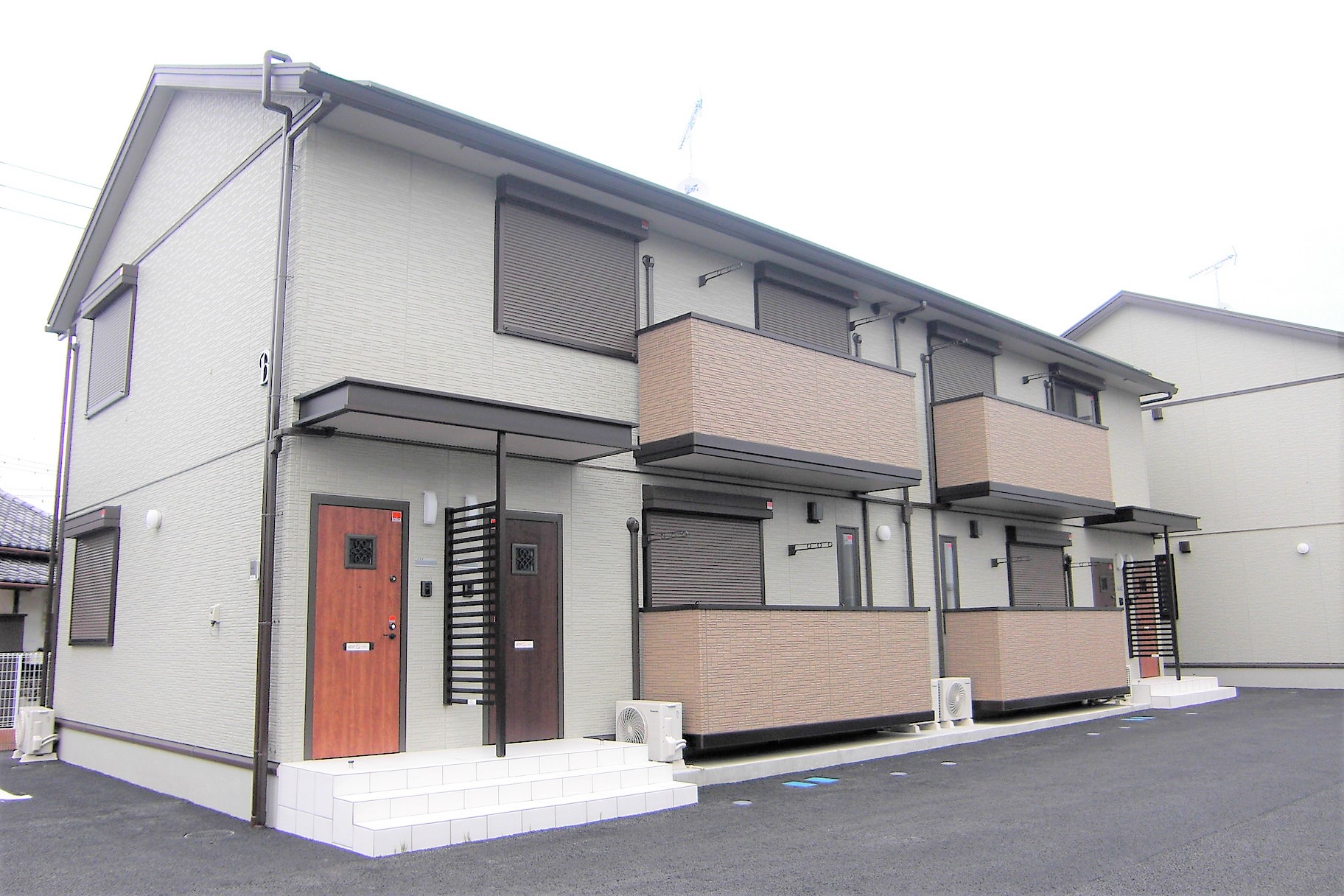 建物外観　人気なD-roomです♪インターネットWi-Fi無料です。