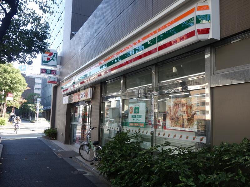 コンビニ　セブンイレブン新宿水道町中央店（コンビニ）まで97m