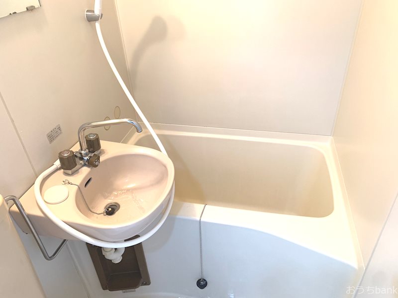 バス・シャワールーム　ゆったりできる浴室で一日の疲れを癒しましょう♪