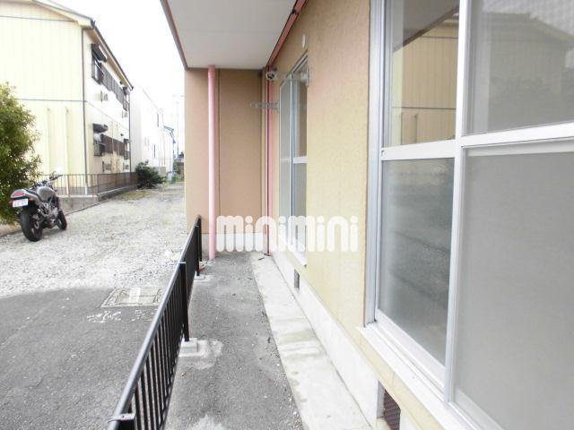 バルコニー　横広ベランダです。